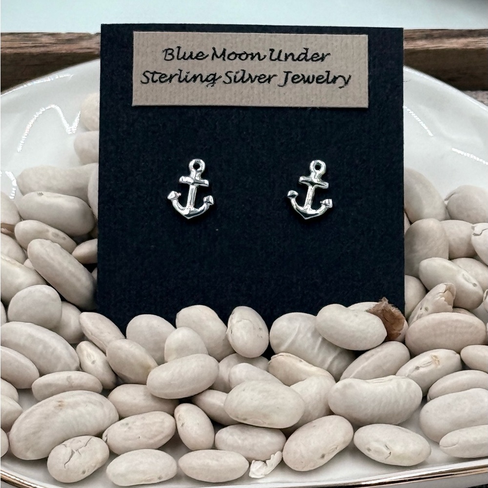 925 Sterling Silver Anchor Stud Earrings! NEW!